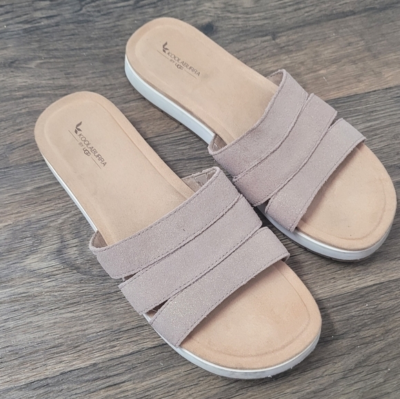 Koolaburra by Ugg leather slip on sandals size 8.5 - Picture 1 of 6